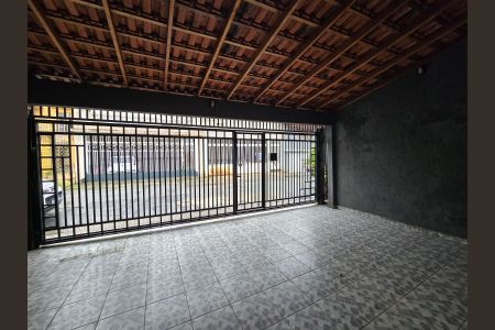 Casa à venda com 110m², 3 quartos e 3 vagas Casa à venda com 110m², 3 quartos e 3 vagasGaragem
