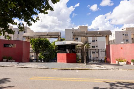 Apartamento para alugar com 46m², 2 quartos e 1 vaga Apartamento para alugar com 46m², 2 quartos e 1 vagaFachada e portaria