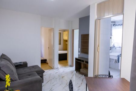 Sala de apartamento para alugar com 2 quartos, 46m² em Jardim Guadalajara, Sorocaba