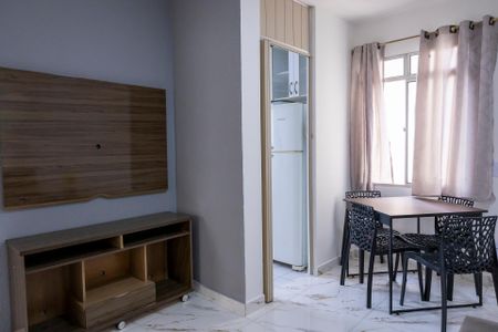 Sala de apartamento para alugar com 2 quartos, 46m² em Jardim Guadalajara, Sorocaba