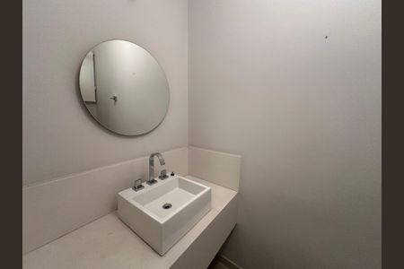 Casa de condomínio à venda com 565m², 4 quartos e 3 vagasLavabo