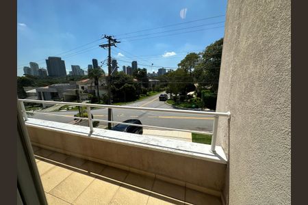 Casa de condomínio à venda com 565m², 4 quartos e 3 vagasVaranda