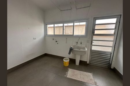 Casa de condomínio à venda com 565m², 4 quartos e 3 vagasÁrea de Serviço