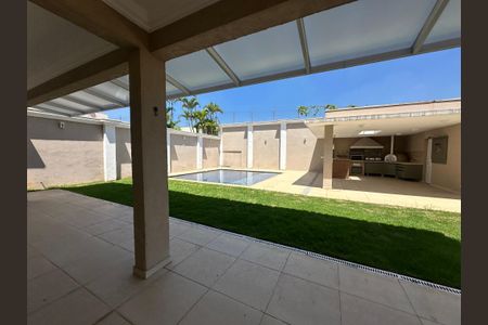 Casa de condomínio à venda com 565m², 4 quartos e 3 vagasVaranda da Sala