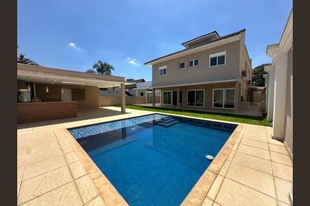 Casa de condomínio à venda com 565m², 4 quartos e 3 vagasPiscina