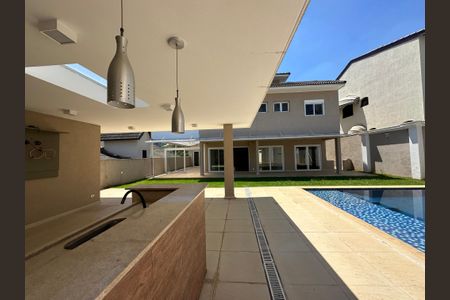 Casa de condomínio à venda com 565m², 4 quartos e 3 vagasChurrasqueira