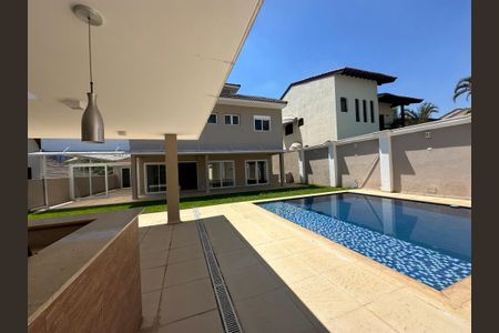 Casa de condomínio à venda com 565m², 4 quartos e 3 vagasPiscina