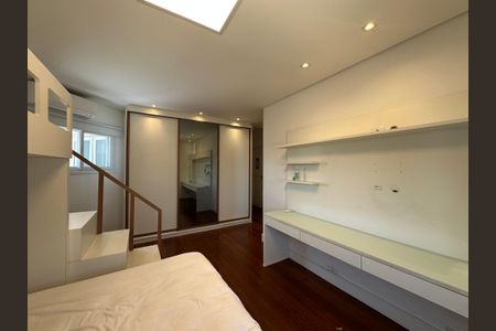 Casa de condomínio à venda com 565m², 4 quartos e 3 vagasSuíte 4