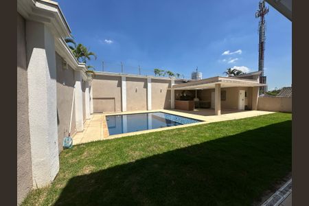 Casa de condomínio à venda com 565m², 4 quartos e 3 vagasPiscina