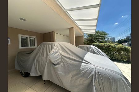Casa de condomínio à venda com 565m², 4 quartos e 3 vagasGaragem