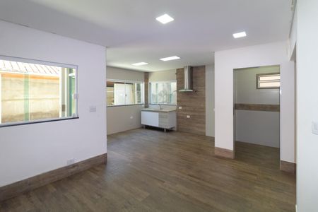 Casa à venda com 246m², 4 quartos e 2 vagasCozinha
