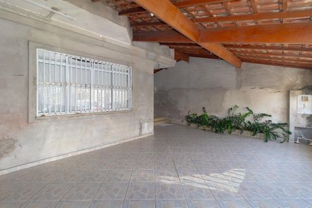 Casa à venda com 246m², 4 quartos e 2 vagasGaragem