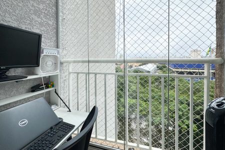 Apartamento à venda com 71m², 2 quartos e 1 vagaSacada - Suíte