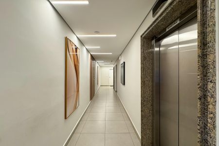 Apartamento à venda com 71m², 2 quartos e 1 vagaÁrea comum - Hall 