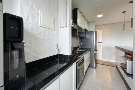 Apartamento à venda com 71m², 2 quartos e 1 vagaÁrea de Serviço