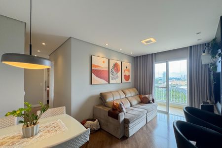 Apartamento à venda com 71m², 2 quartos e 1 vagaSala