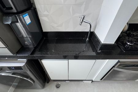 Apartamento à venda com 71m², 2 quartos e 1 vagaÁrea de Serviço