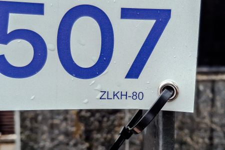 Apartamento para alugar com 120m², 1 quarto e 1 vagaZLKH-80