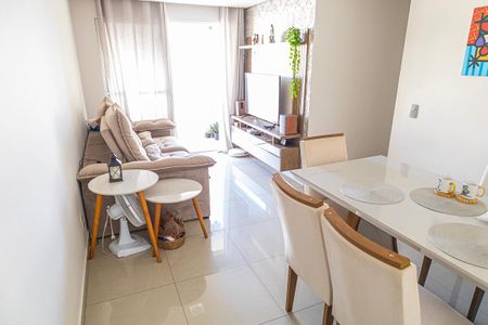 Sala de apartamento à venda com 3 quartos, 70m² em Paquetá, Belo Horizonte