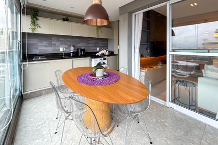 Apartamento para alugar com 66m², 2 quartos e 1 vaga