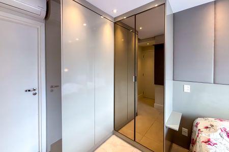 Apartamento para alugar com 66m², 2 quartos e 1 vaga