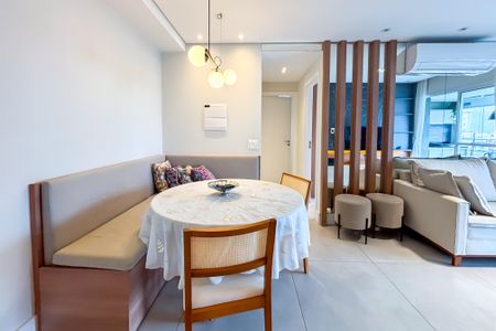 Apartamento para alugar com 66m², 2 quartos e 1 vaga