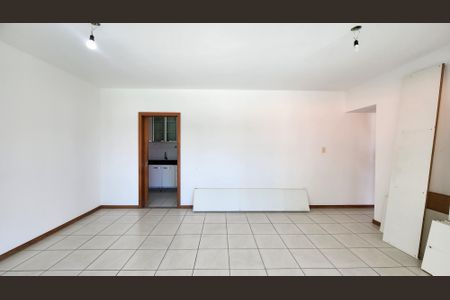 Sala  de apartamento para alugar com 2 quartos, 93m² em Vitória, Salvador