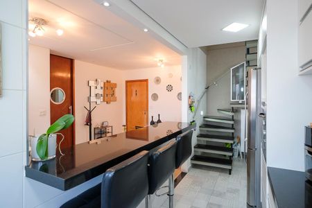 Apartamento à venda com 127m², 2 quartos e 2 vagasCozinha