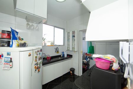 Apartamento para alugar com 57m², 2 quartos e 1 vagaCOZINHA