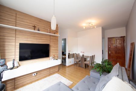 SALA de apartamento para alugar com 2 quartos, 57m² em Havaí, Belo Horizonte