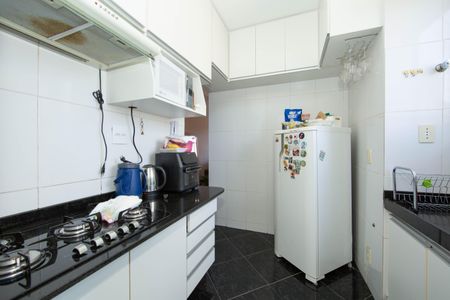 Apartamento para alugar com 57m², 2 quartos e 1 vagaCOZINHA