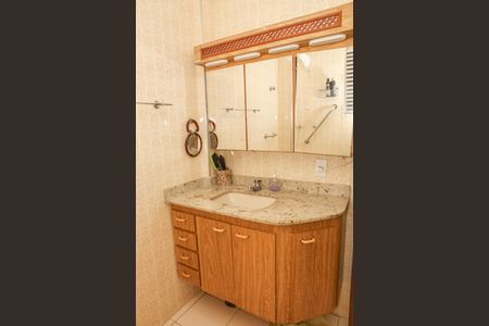 Apartamento à venda com 87m², 3 quartos e 1 vagaBanheiro da Suíte