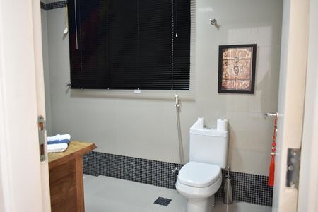 Casa para alugar com 342m², 8 quartos e 2 vagasSuíte