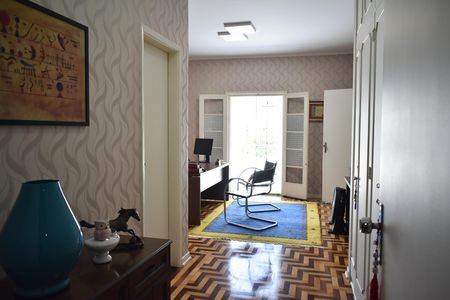 Casa para alugar com 342m², 8 quartos e 2 vagasSuíte
