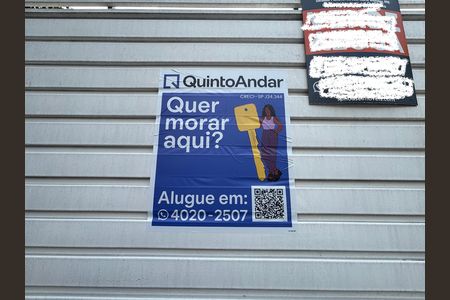 Casa para alugar com 342m², 8 quartos e 2 vagas Casa para alugar com 342m², 8 quartos e 2 vagasFachada