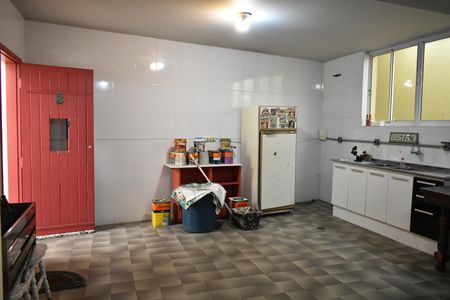 Casa para alugar com 342m², 8 quartos e 2 vagasSubsolo 