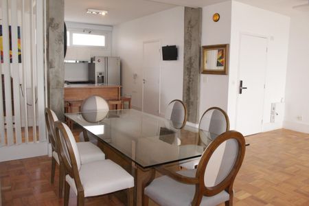 Apartamento para alugar com 180m², 1 quarto e 2 vagasSala/cozinha