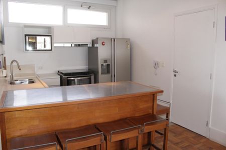 Apartamento para alugar com 180m², 1 quarto e 2 vagasSala/cozinha