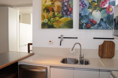 Apartamento para alugar com 180m², 1 quarto e 2 vagasSala/cozinha