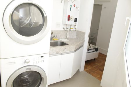 Apartamento para alugar com 180m², 1 quarto e 2 vagasLavanderia