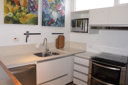 Apartamento para alugar com 180m², 1 quarto e 2 vagasSala/cozinha