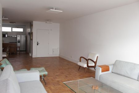Apartamento para alugar com 180m², 1 quarto e 2 vagasSala/cozinha