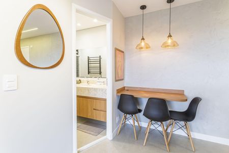 Sala de apartamento para alugar com 1 quarto, 40m² em Vila Nova Conceição, São Paulo