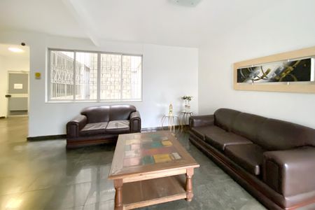 Apartamento à venda com 205m², 3 quartos e 2 vagas Apartamento à venda com 205m², 3 quartos e 2 vagasÁrea comum