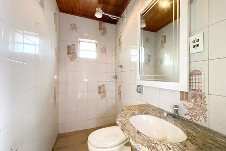 Apartamento à venda com 205m², 3 quartos e 2 vagas Apartamento à venda com 205m², 3 quartos e 2 vagasBanheiro cobertura