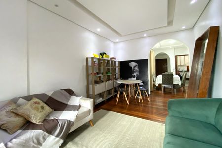 Apartamento à venda com 205m², 3 quartos e 2 vagas Apartamento à venda com 205m², 3 quartos e 2 vagasSala