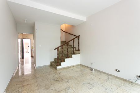 Sala de casa para alugar com 2 quartos, 131m² em Vila Regente Feijó, São Paulo