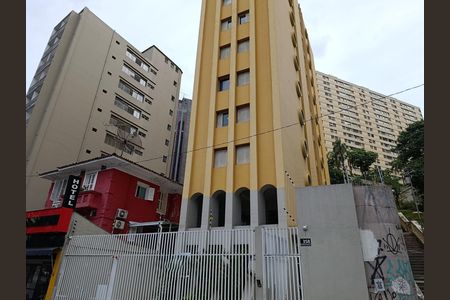 Apartamento à venda com 33m², 1 quarto e sem vaga Apartamento à venda com 33m², 1 quarto e sem vagaFachada