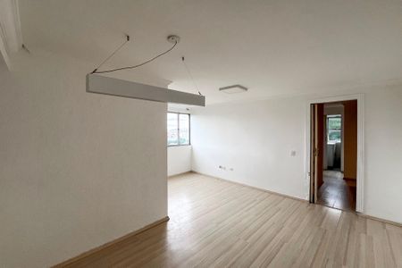 Apartamento para alugar com 63m², 2 quartos e sem vagaSala