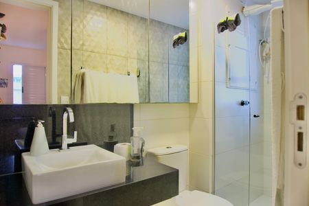 Apartamento à venda com 115m², 4 quartos e 3 vagasBanheiro da Suíte